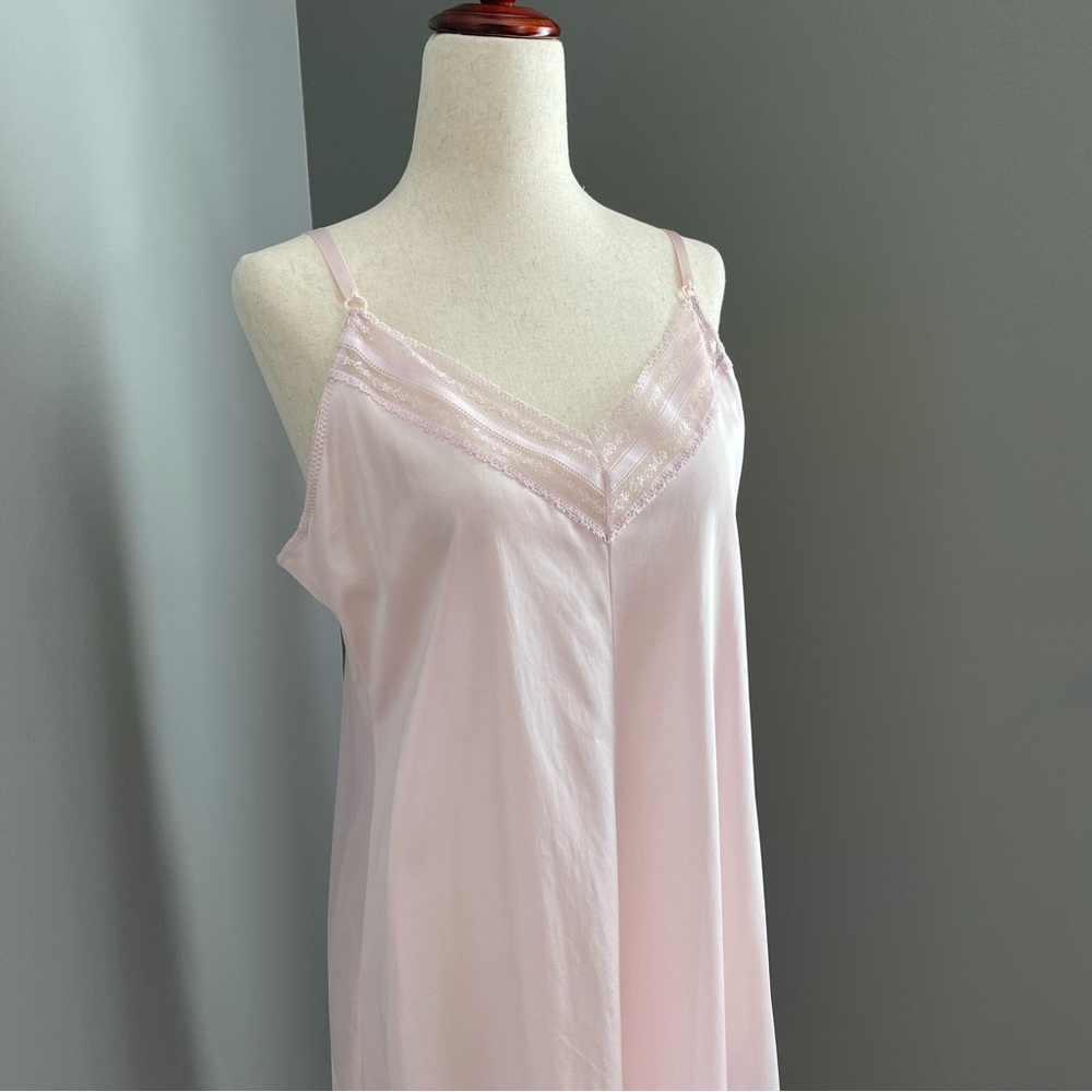 Vintage Slip Dress Size 36 M Lilac Pink Lace Details Adjustable Straps Silky - Picture 1 of 13